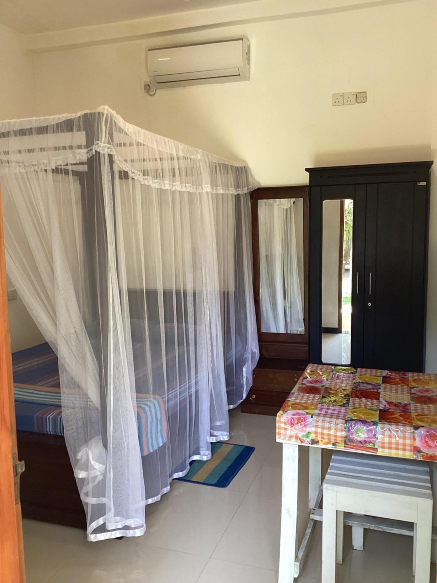 Aroma Guest House Мирисса Экстерьер фото